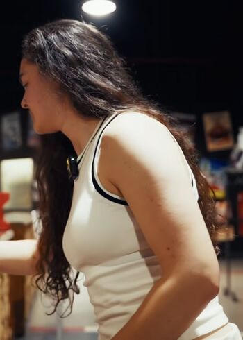 Abbi pulling leaked private photo uncensored HD quality
