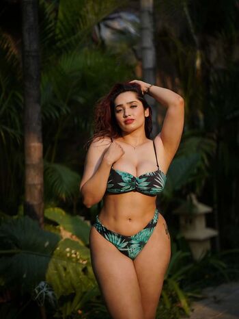 Aditi mistry  page leaked private photo uncensored HD quality