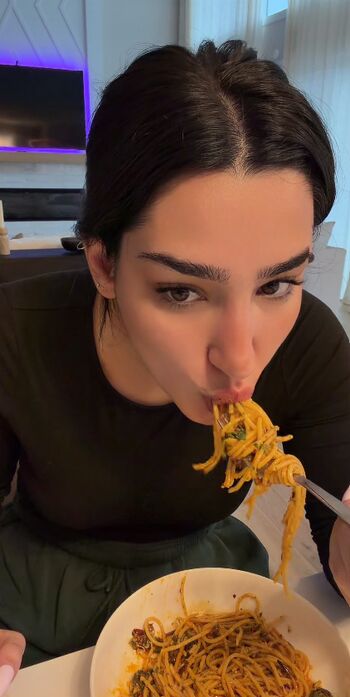 Adolladola leaked private photo uncensored HD quality