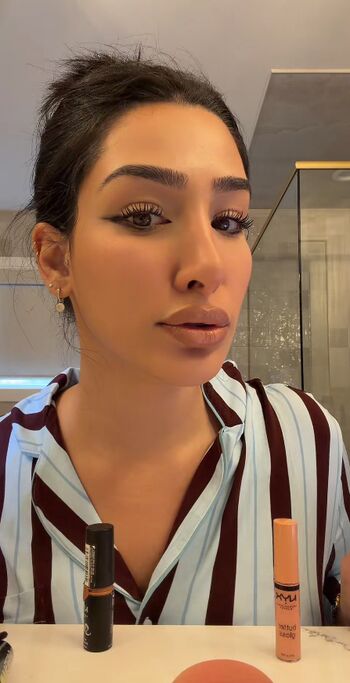 Adolladola leaked private photo uncensored HD quality