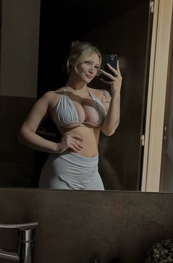 Agustina redes page leaked private photo uncensored HD quality