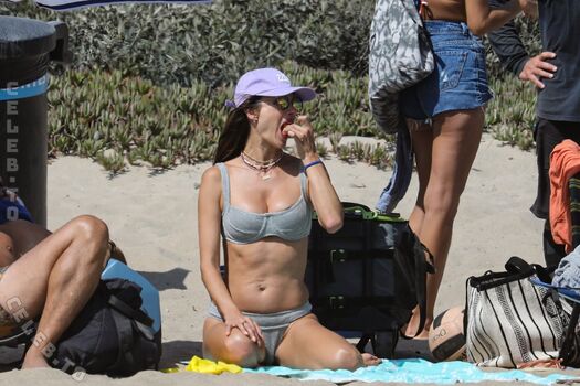 Alessandra ambrosio  page leaked private photo uncensored HD quality