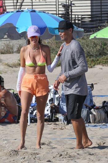 Alessandra ambrosio  page leaked private photo uncensored HD quality