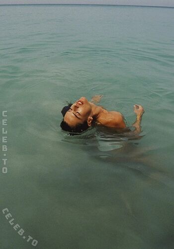 Alessandra ambrosio  page leaked private photo uncensored HD quality