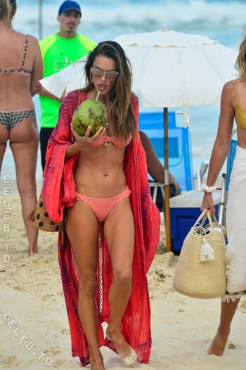 Alessandra ambrosio  page leaked private photo uncensored HD quality