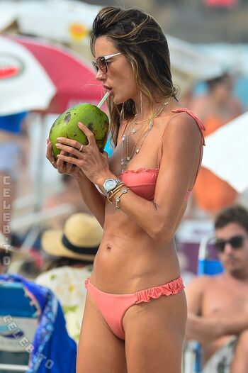 Alessandra ambrosio  page leaked private photo uncensored HD quality