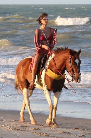 Alessandra ambrosio  page leaked private photo uncensored HD quality