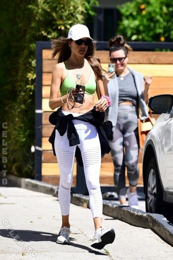 Alessandra ambrosio  page leaked private photo uncensored HD quality