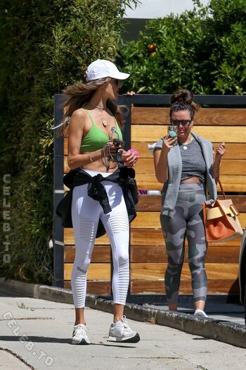 Alessandra ambrosio  page leaked private photo uncensored HD quality