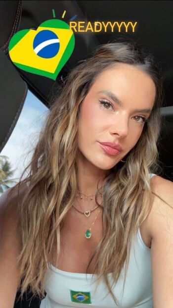 Alessandra ambrosio  page leaked private photo uncensored HD quality