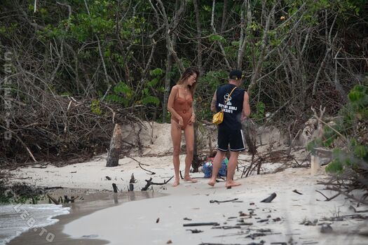 Alessandra ambrosio  page leaked private photo uncensored HD quality