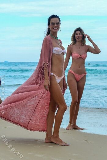 Alessandra ambrosio  page leaked private photo uncensored HD quality