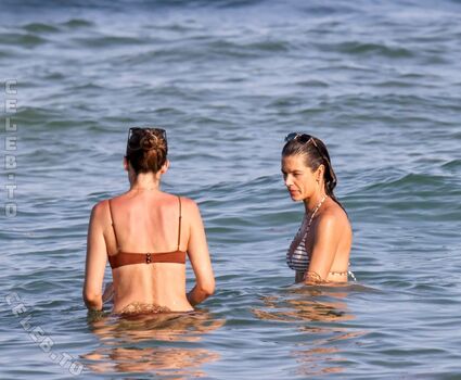 Alessandra ambrosio  page leaked private photo uncensored HD quality