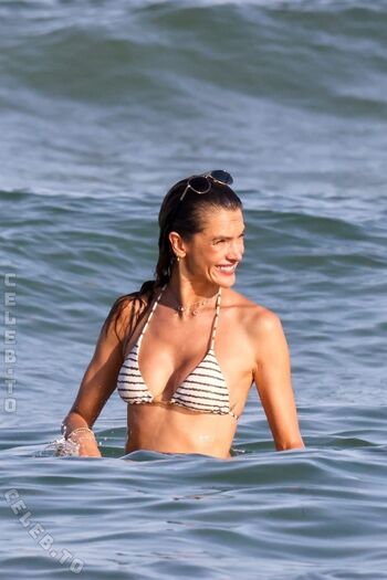 Alessandra ambrosio  page leaked private photo uncensored HD quality