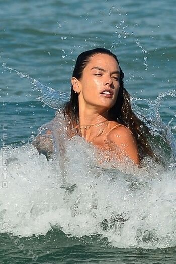 Alessandra ambrosio  page leaked private photo uncensored HD quality