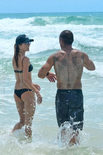 Alessandra ambrosio  page leaked private photo uncensored HD quality