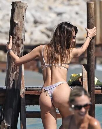 Alessandra ambrosio  page leaked private photo uncensored HD quality