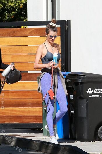 Alessandra ambrosio  page leaked private photo uncensored HD quality