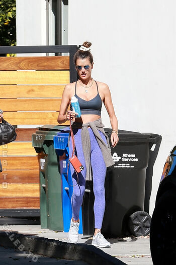 Alessandra ambrosio  page leaked private photo uncensored HD quality