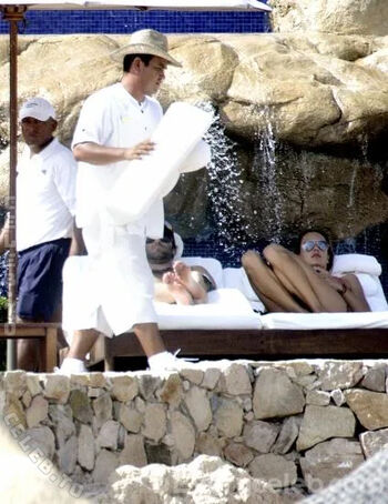 Alessandra ambrosio  page leaked private photo uncensored HD quality
