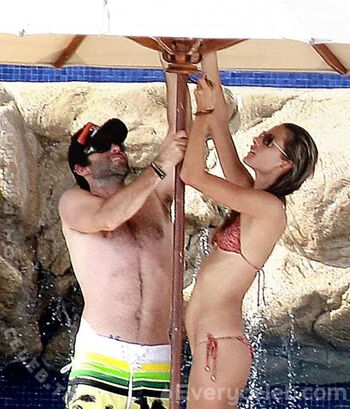 Alessandra ambrosio  page leaked private photo uncensored HD quality