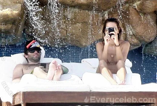 Alessandra ambrosio  page leaked private photo uncensored HD quality