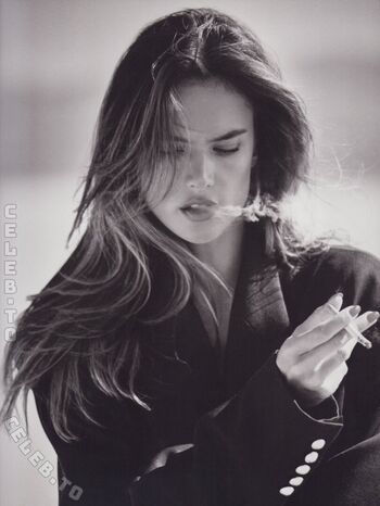 Alessandra ambrosio  page leaked private photo uncensored HD quality