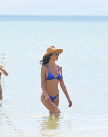 Alessandra ambrosio  page leaked private photo uncensored HD quality