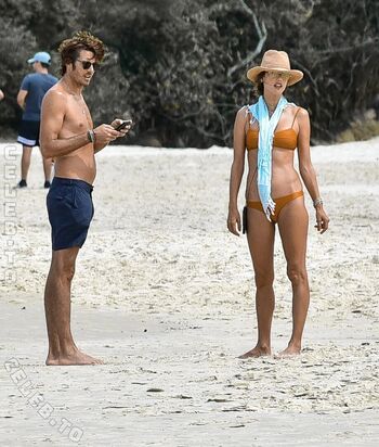 Alessandra ambrosio  page leaked private photo uncensored HD quality