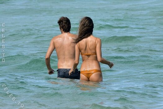 Alessandra ambrosio  page leaked private photo uncensored HD quality