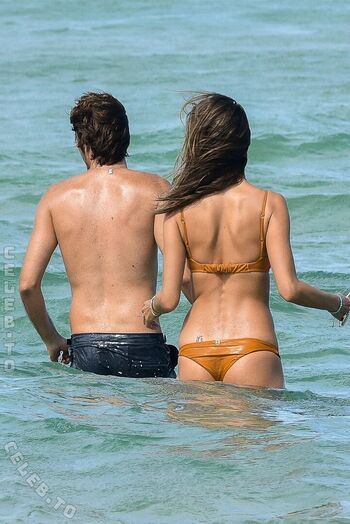 Alessandra ambrosio  page leaked private photo uncensored HD quality