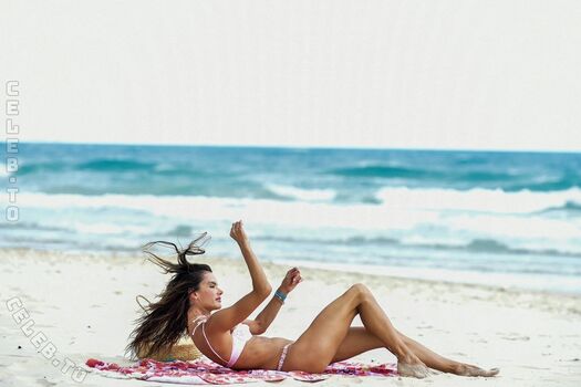 Alessandra ambrosio  page leaked private photo uncensored HD quality