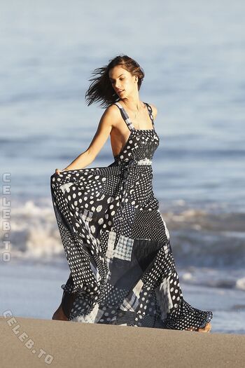 Alessandra ambrosio  page leaked private photo uncensored HD quality
