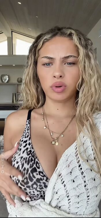 Alessiasxr page leaked private photo uncensored HD quality