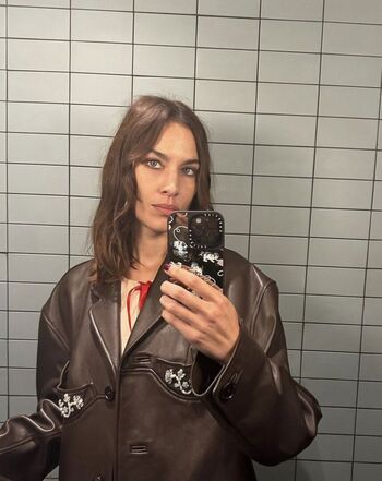 Alexa chung page leaked private photo uncensored HD quality