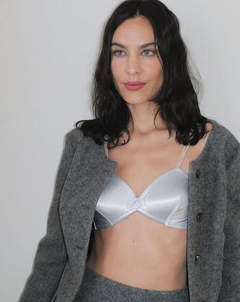 Alexa chung page leaked private photo uncensored HD quality