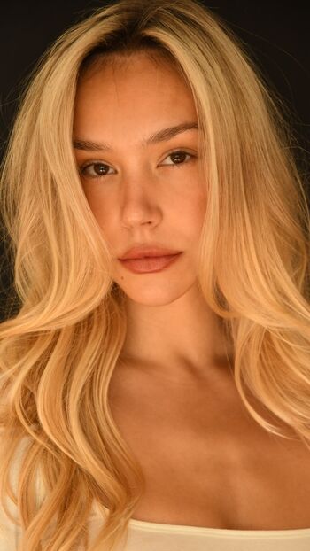 Alexis ren  page leaked private photo uncensored HD quality