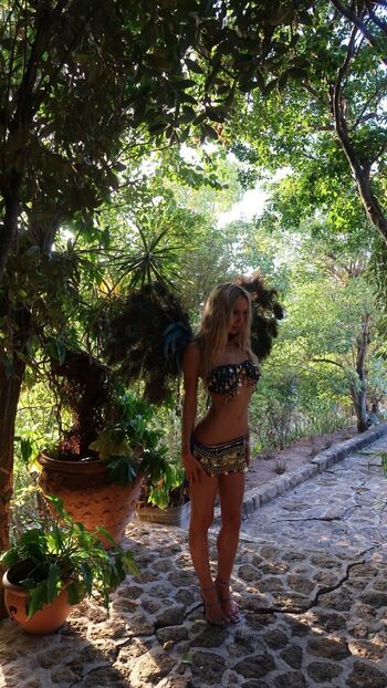 Alexis ren  page leaked private photo uncensored HD quality