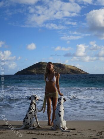 Alexis ren  page leaked private photo uncensored HD quality