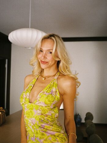 Alexis ren  page leaked private photo uncensored HD quality