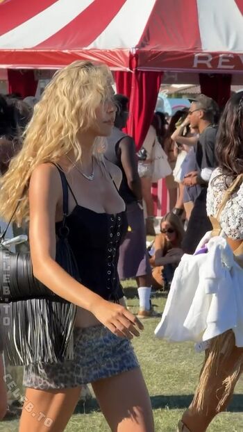 Alexis ren leaked private photo uncensored HD quality