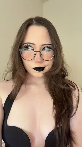 Aliciajade page leaked private photo uncensored HD quality