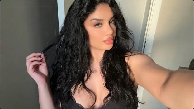 Alishbasheikh leaked private photo uncensored HD quality