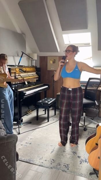 Allie sherlock leaked private photo uncensored HD quality