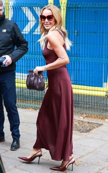 Amanda holden  page leaked private photo uncensored HD quality