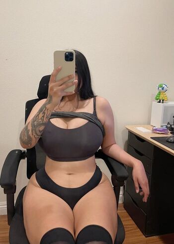 Amandatouch page leaked private photo uncensored HD quality