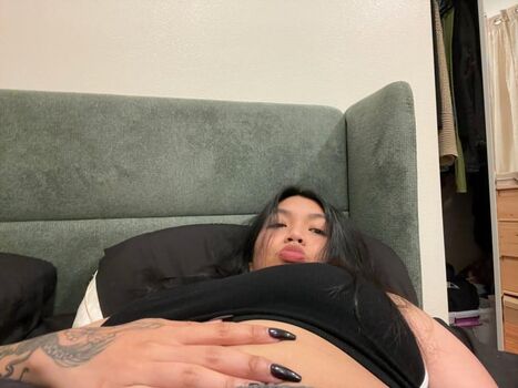 Amandatouch page leaked private photo uncensored HD quality