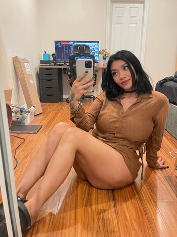 Amandatouch page leaked private photo uncensored HD quality