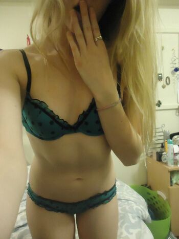 Amateur girls page leaked private photo uncensored HD quality