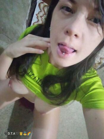 Amateur girls page leaked private photo uncensored HD quality
